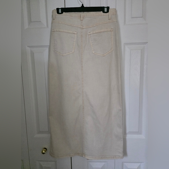 OAT New York Cream Denim Midi Skirt With Slit And Pockets 6 NWT - Picture 5 of 12